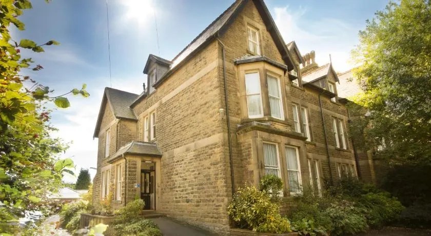 9 Green Lane Bed and Breakfast - Image 1
