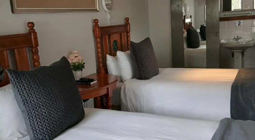 Lydenburg Manor Guest House - Image 1