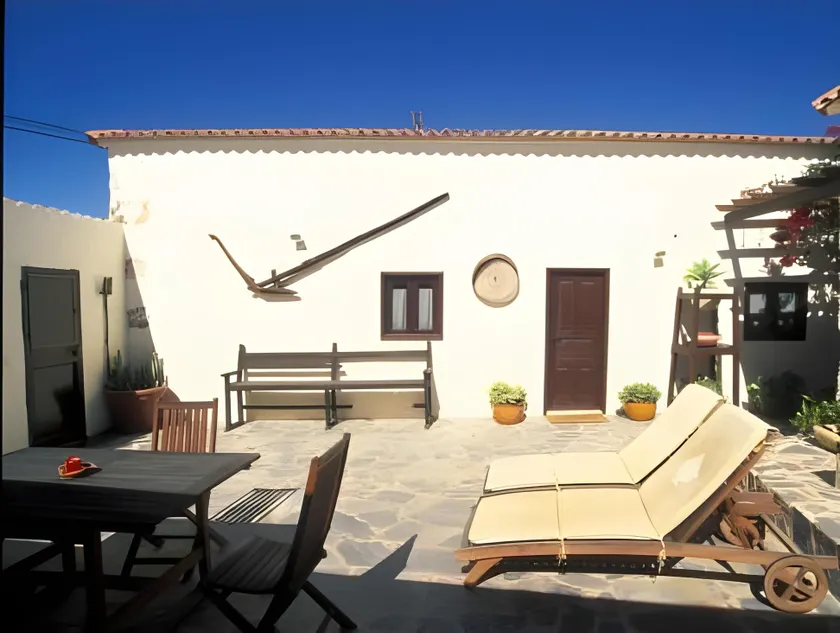 Casa Rural Tile - Image 1