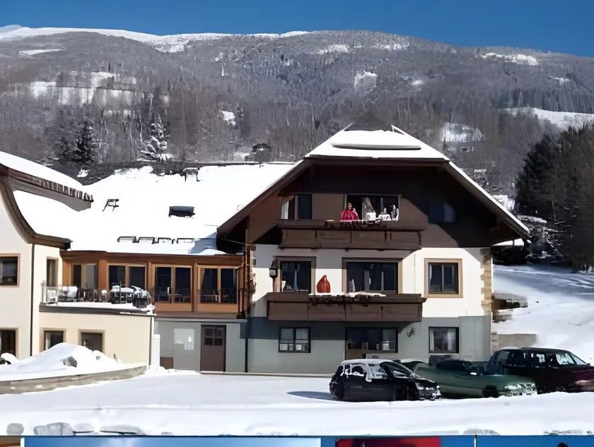 Hotel Weissenstein - Image 1