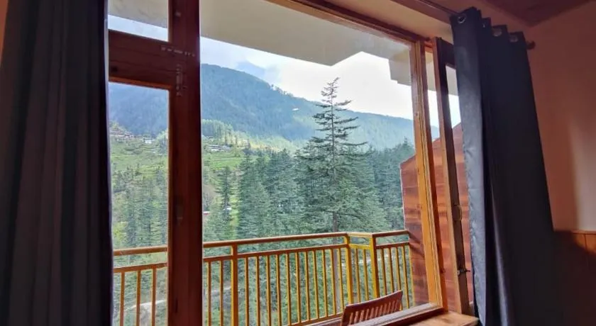 The Woodpecker Inn Jibhi - Image 1