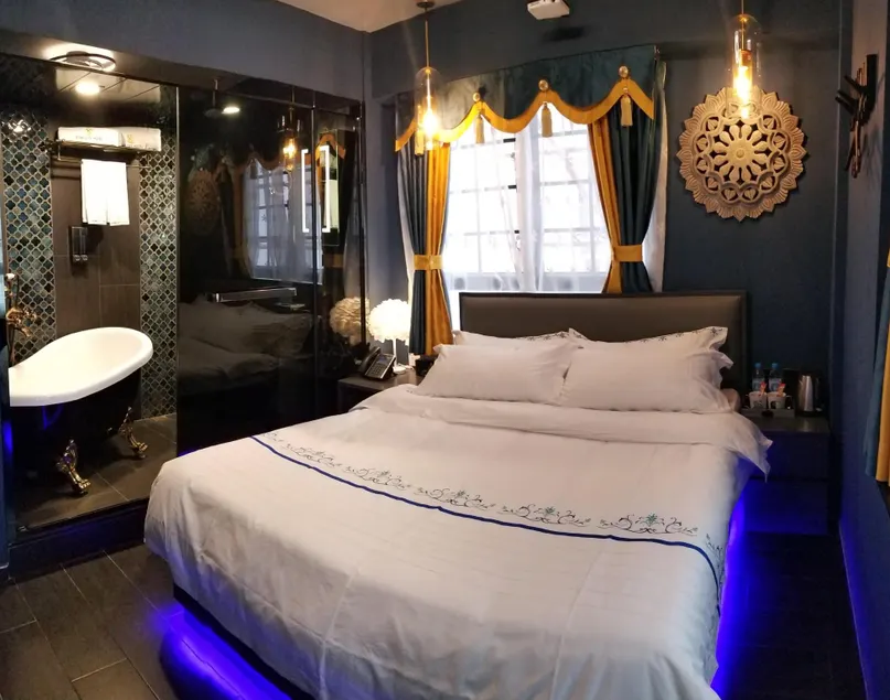 Star City Hotel - Causeway Bay - Image 1