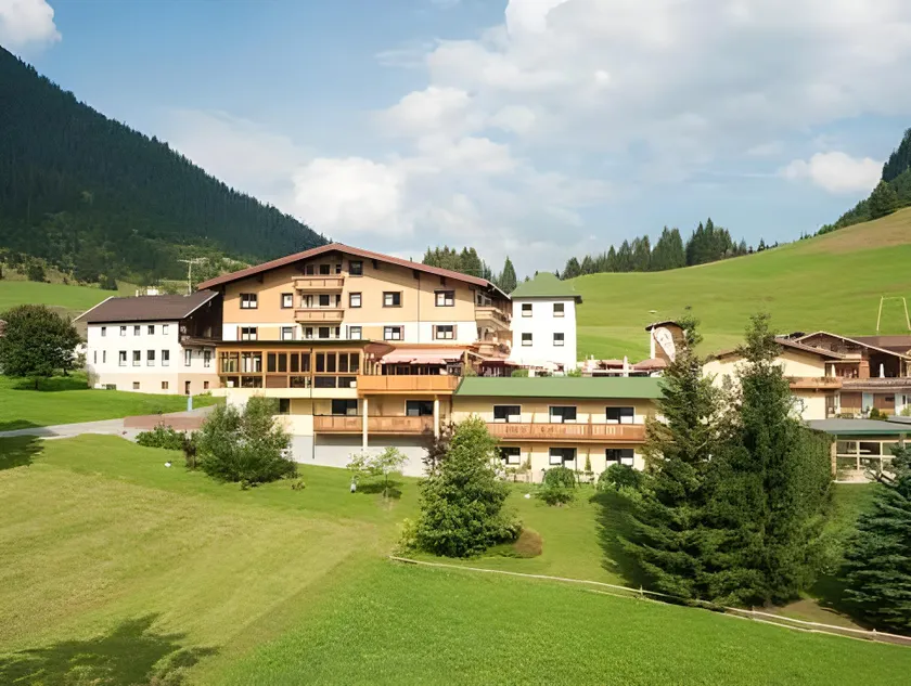 Hotel Rotlechhof - Image 1