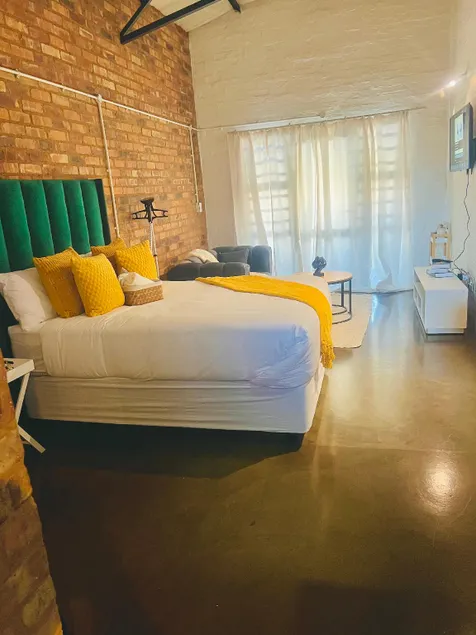 Maboneng- The Urban Chic - 306 - uncapped Wifi - Image 1
