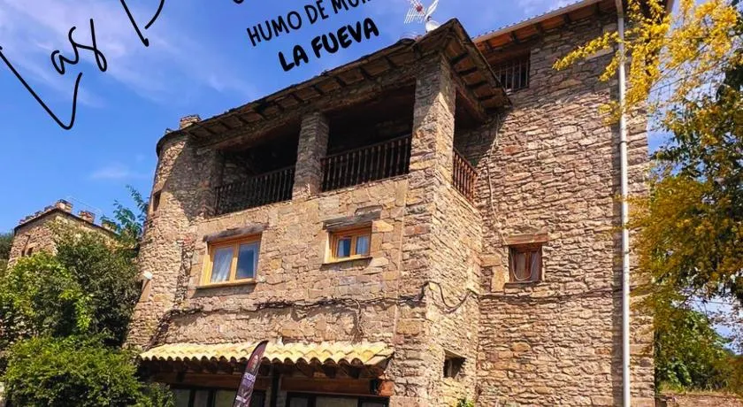 Las Bodegas De Claveria - Image 1