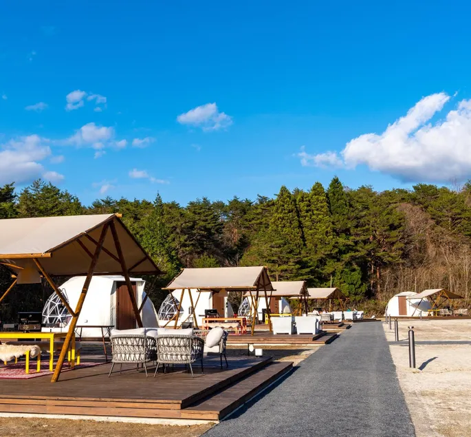 HOKO GLAMPING - Image 1