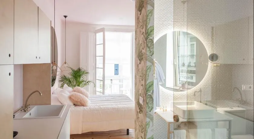 Urban Suite Santander - Image 1