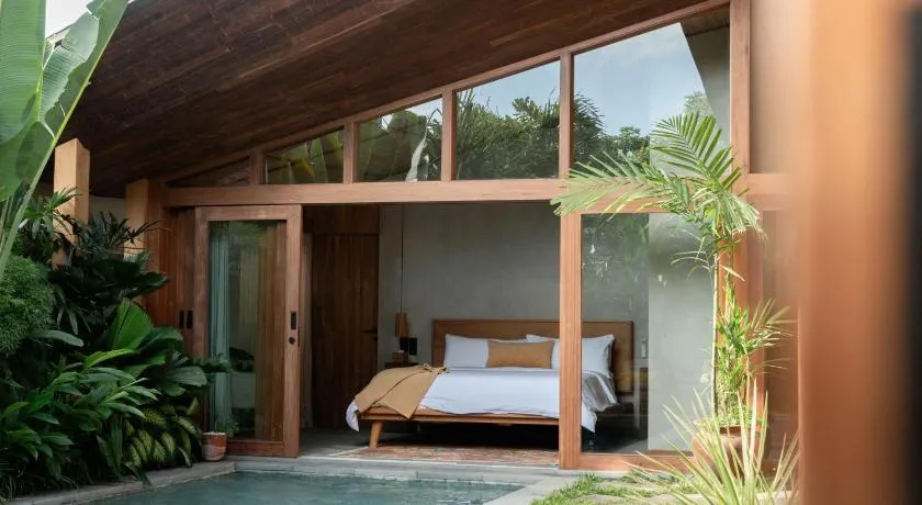 Masa Kini 3 BR Family Friendly Villa with Pool walking distance to Uluwatu Beach - Image 1