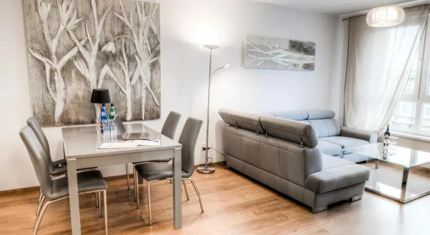 Apartamenty Residence Aparthotel - Image 1