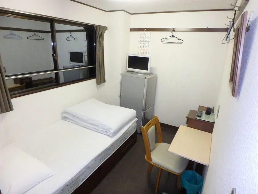 Economy Hotel Hoteiya - Image 1