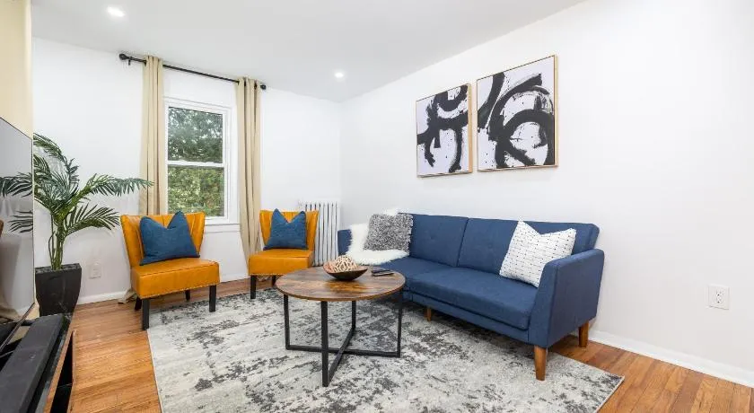 Lovely Ranch House in Windsor, 10 mins to Hartford Connecticut - Image 1