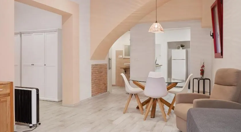 Apartamento Loft en el centro de Peralada - Image 1