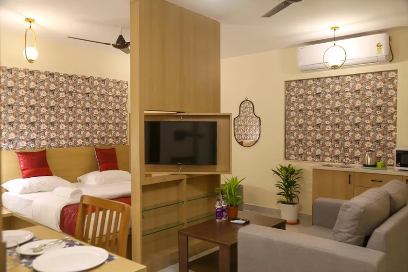 Lumis studio apartment - Image 1