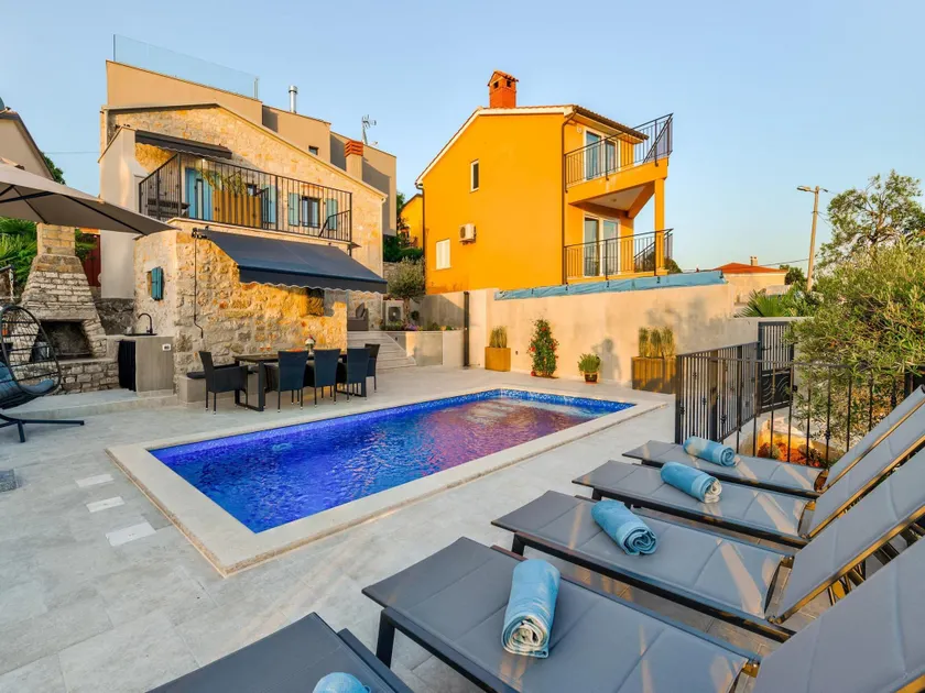 Beautiful apartment with view - Image 1