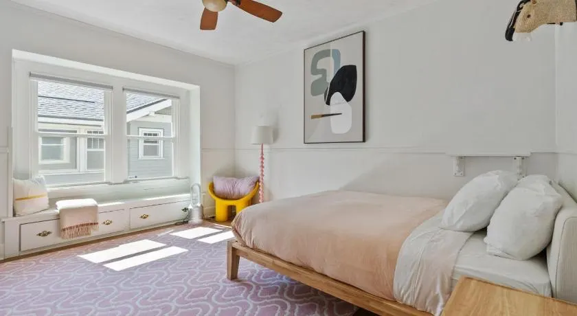 Blissful South Hill Retreat - Image 1