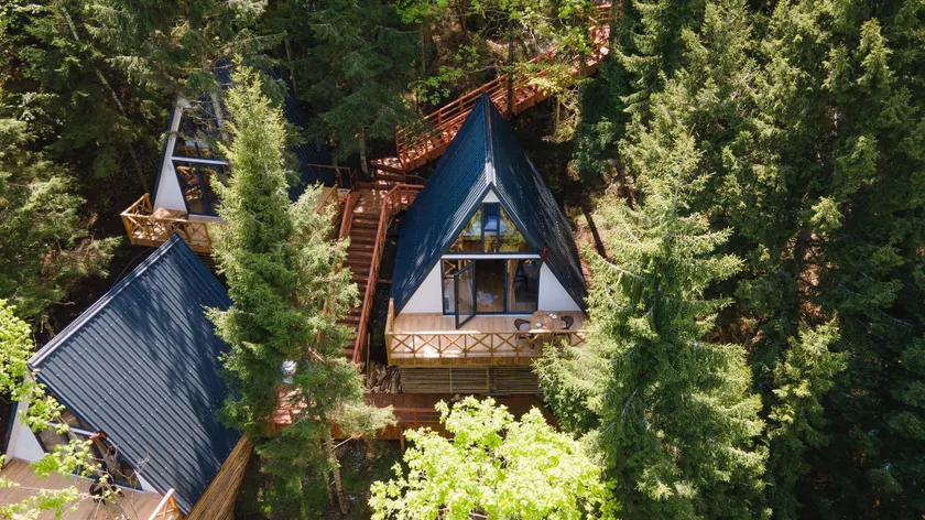 Montana Suite Bungalows - Image 1