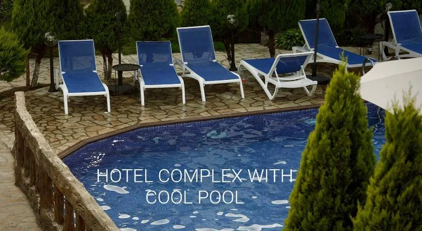 Hotel Chero - Image 1