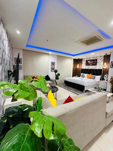 The Perfect Blend of Price and Comfort in GCM laxor Stay in Prime location - Image 1