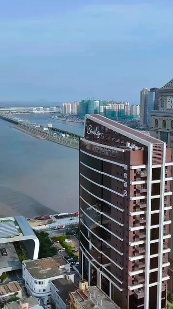 Similan Hotel Zhuhai-Gongbei Port High speed Railway Station - Image 1