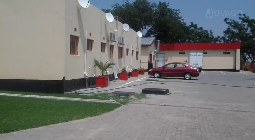 Tshesebe Stopover Motel - Image 1