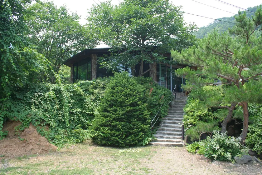 Yangpyeong Sewol Mountain Pension - Image 1