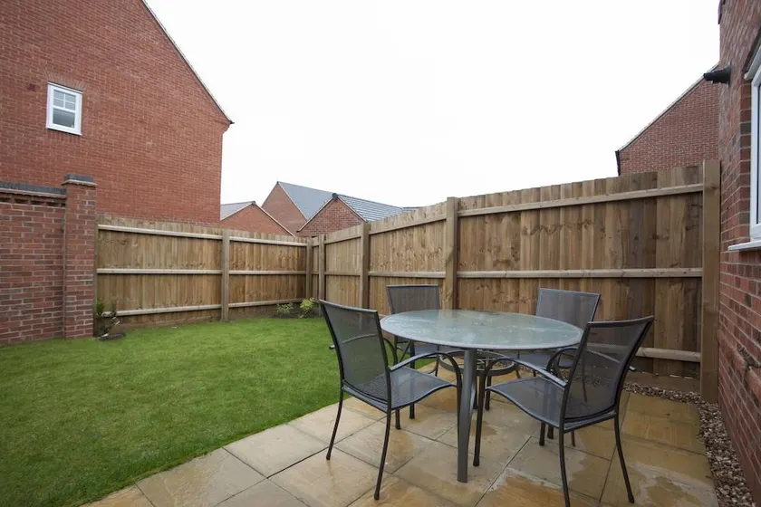 DBS Serviced Apartments - The Mews - Image 1