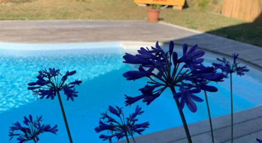 Insolite avec piscine Au Bonheur Comtois - Image 1
