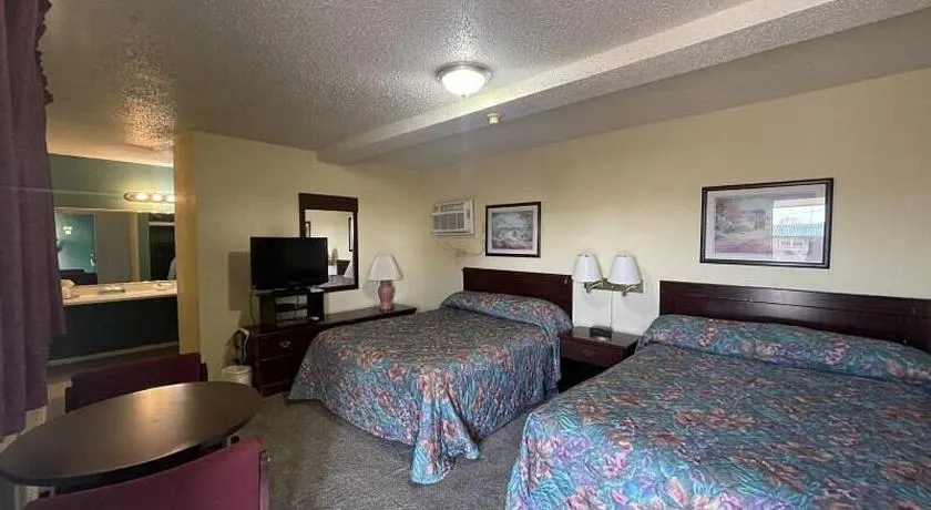 Cherokee Inn - Image 1