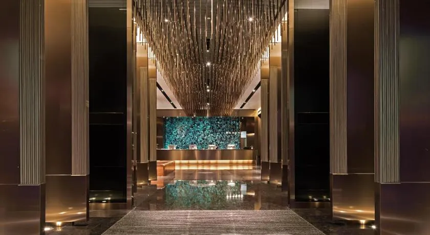 Paco Hotel Chebeinan Metro Guanghzou - Image 1