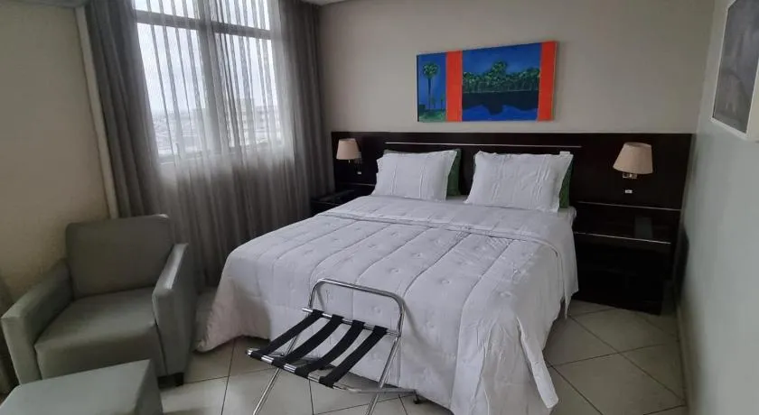 Iara High Stay - Image 1
