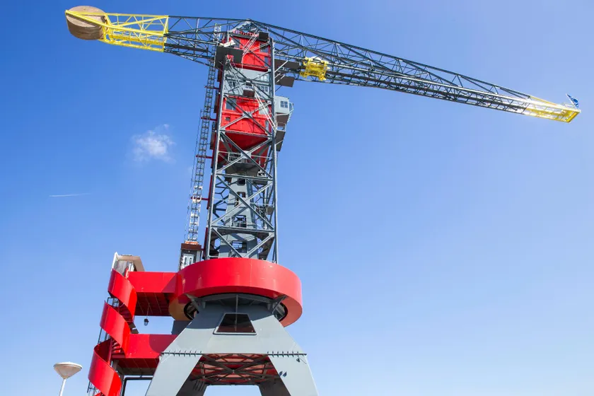 Faralda Crane Hotel - Image 1