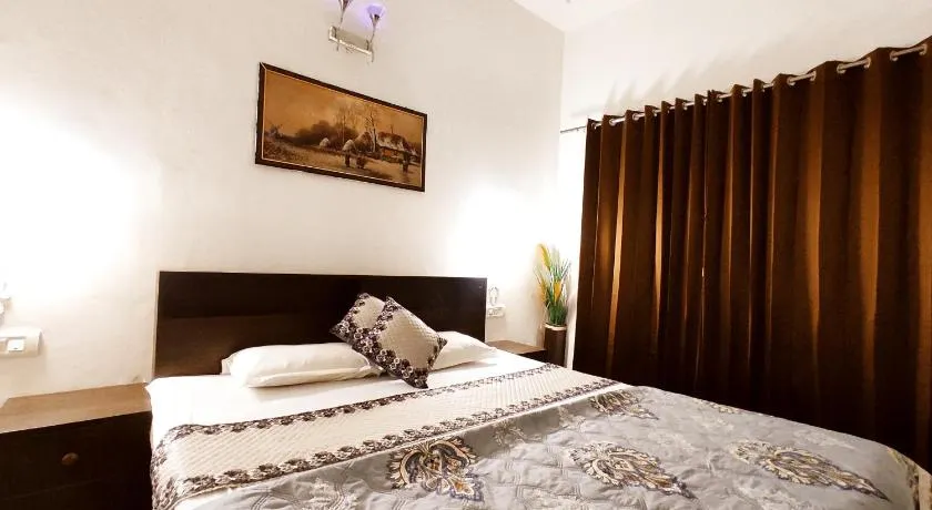 HOTEL SKY HIGH RESIDENCY - Premium Property By SKY Hotels & Homestays - Image 1