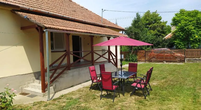 Öregakác Vendégház - Image 1