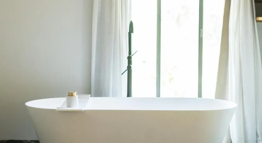 Hanahala Beramot - Boutique Suites - Image 1