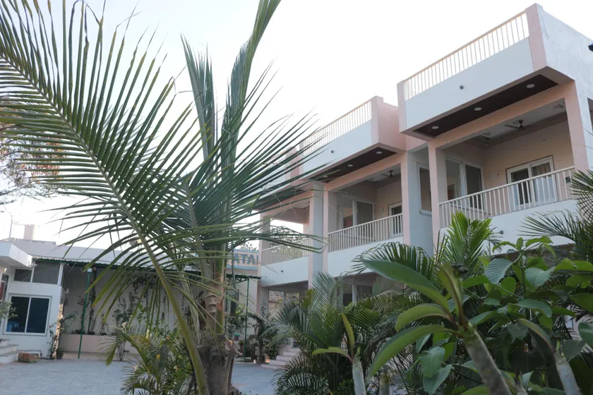 Hotel Kalptaru Villas - Image 1