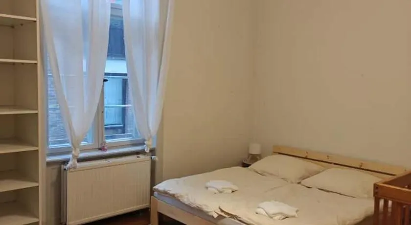 Gemütliches Zimmer, zentral & kinderfreundlich - Image 1