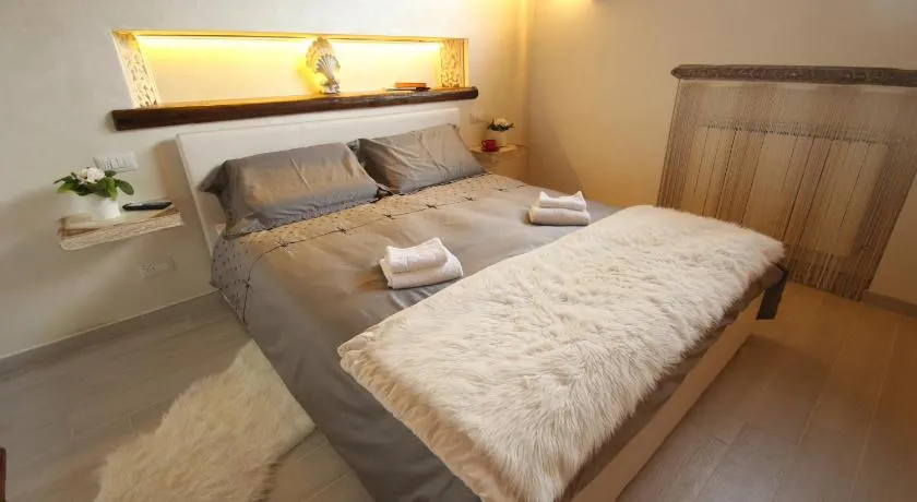 B&B Oliver - Image 1
