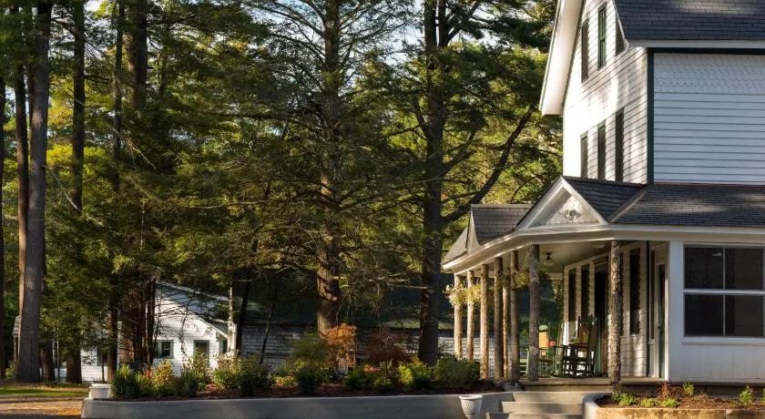 Pine Brook Manor - Image 1