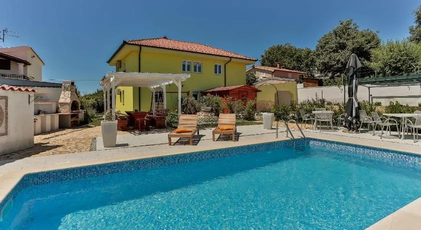 Apartments Dora Victoria Dream - Image 1