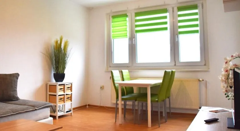 GUWO Gästewohnung Platanenstraße 1 - Image 1