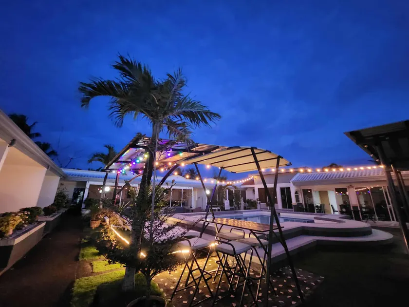 Villa Del Pueblo Inn - Image 1