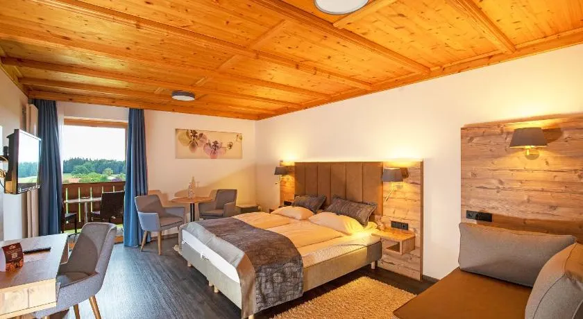 Berg Hotel Weingarten Garni - Image 1