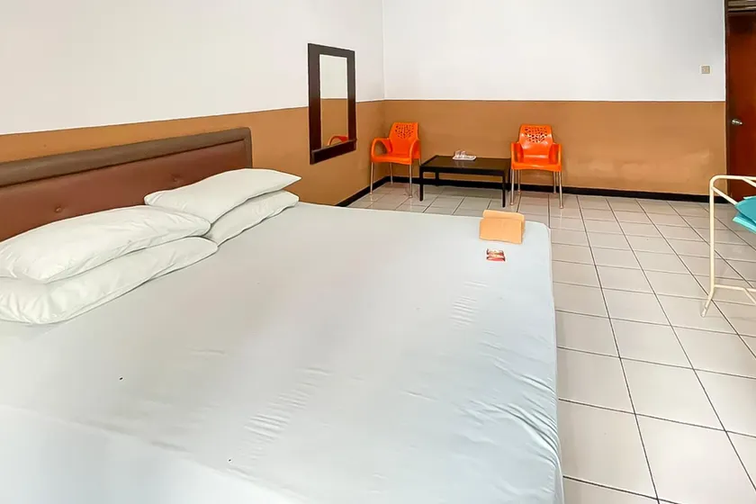 Hotel Syariah Panawuan RedPartner - Image 1