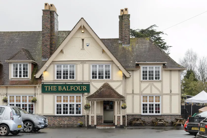 Balfour Arms - Image 1