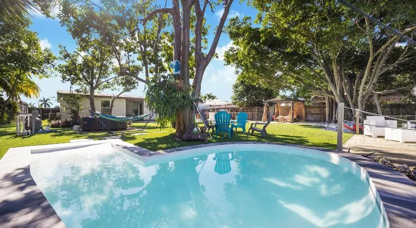 Dior Lake Front Villa With Infinity Pool - Image 1