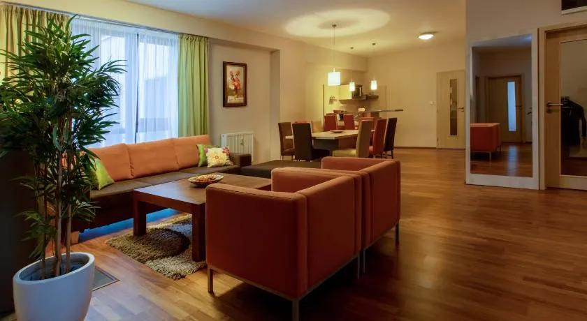 Súkromné apartmány v Crocuse s výhľadom na hory - Image 1
