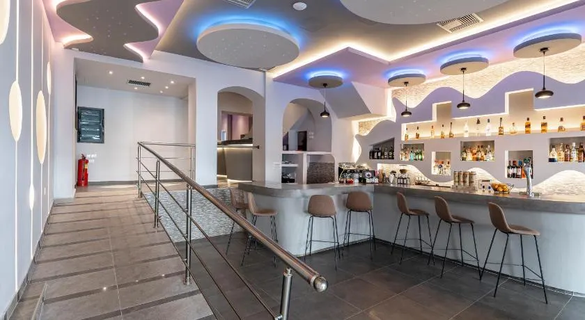 N E P center Hotel Rodos - Image 1