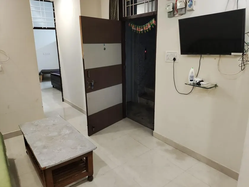 Cozy 2BHK Home on agoda - Image 1