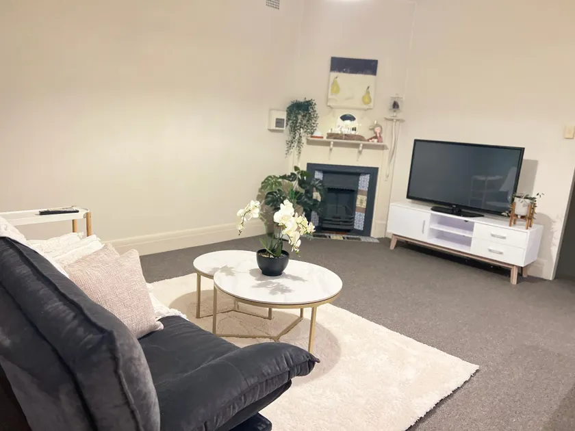 Cammeray Apt 2 free coffee per day - Image 1