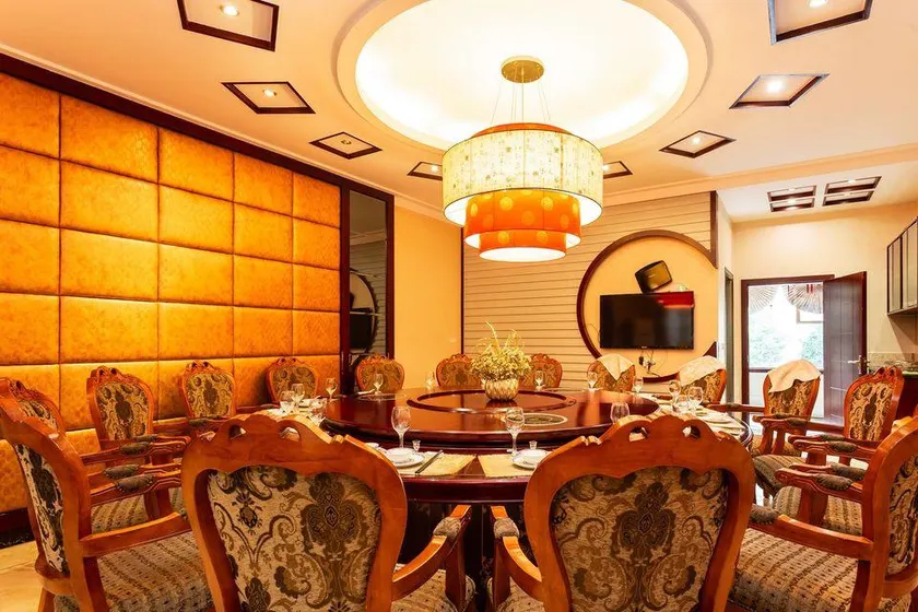 Jinsui Hotel - Image 1